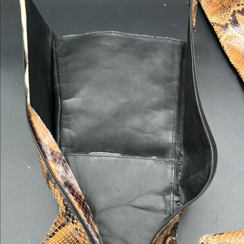 Snakeskin Pattern Knee-High Boots - Picture 11 of 13